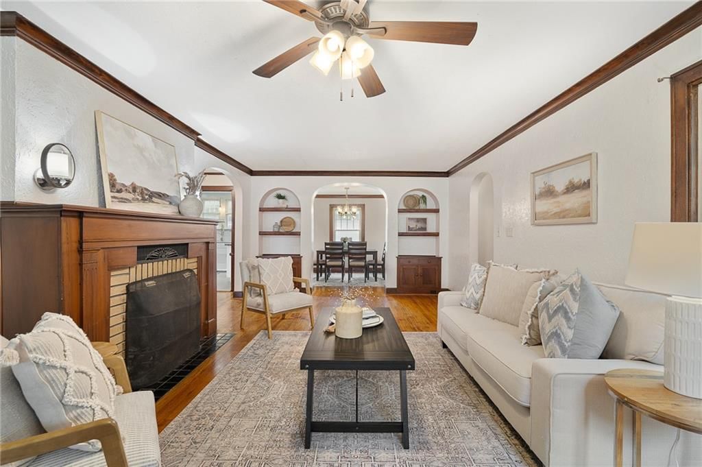 924 S Hickory Street — photo 10