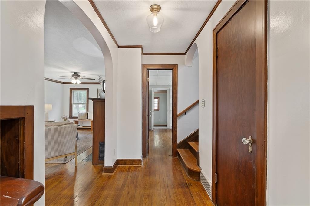 924 S Hickory Street — photo 17
