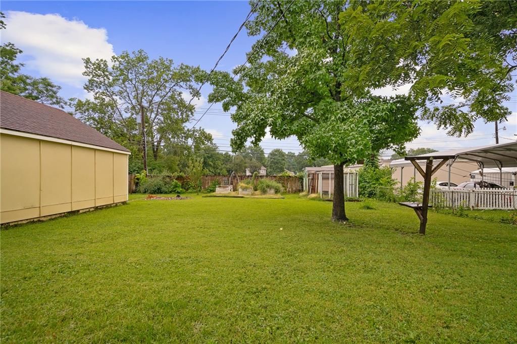 924 S Hickory Street — photo 34