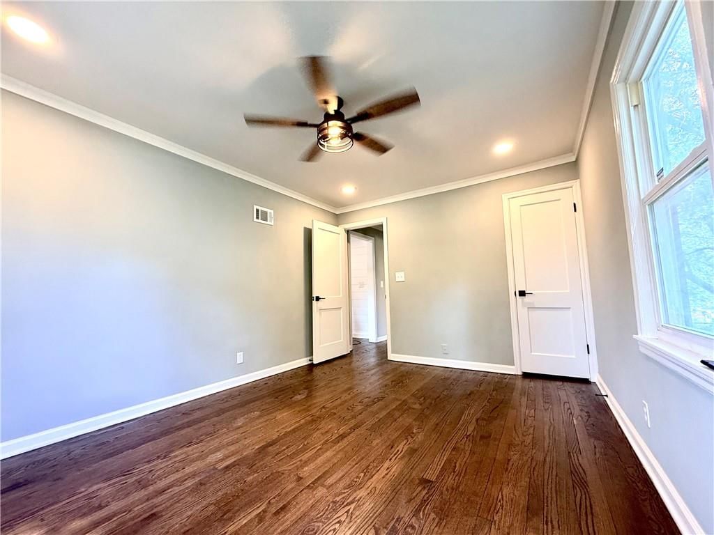 4711 N Kansas Avenue — photo 17