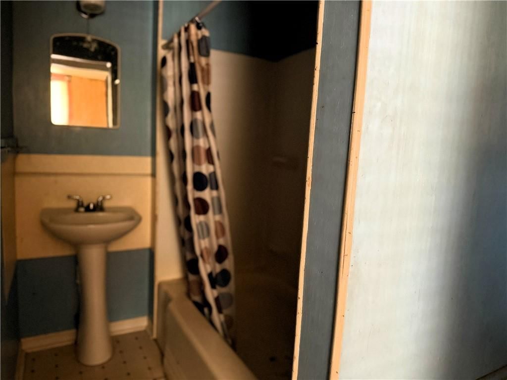 304 S Elm Street — photo 16