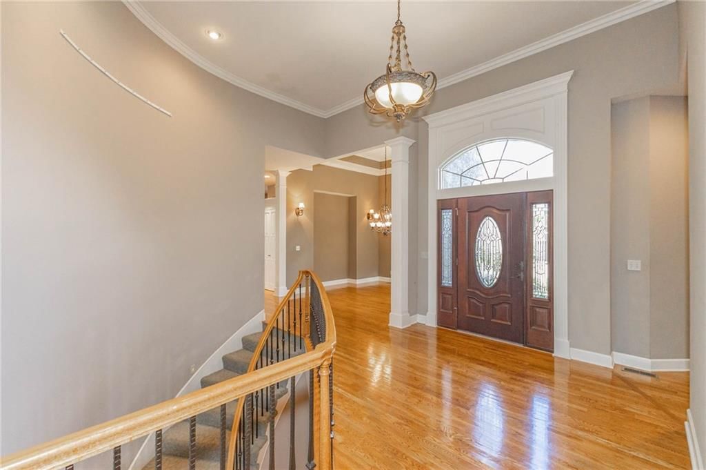 5313 W 124th Terrace — photo 7