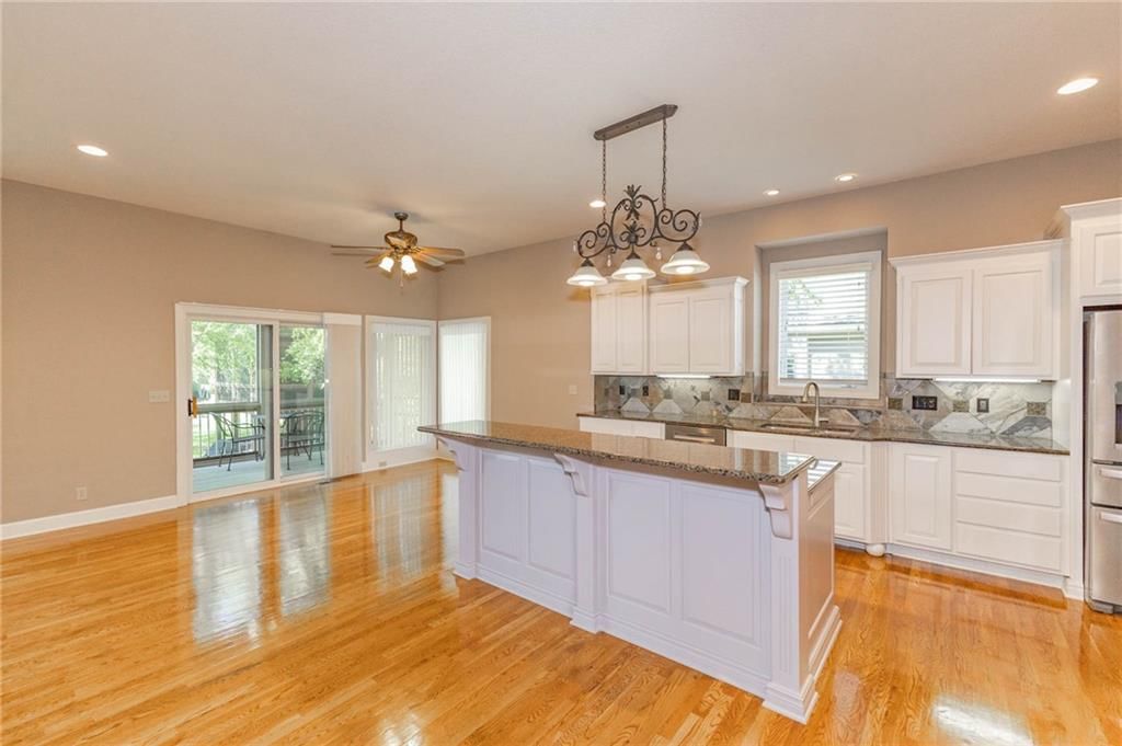 5313 W 124th Terrace — photo 16