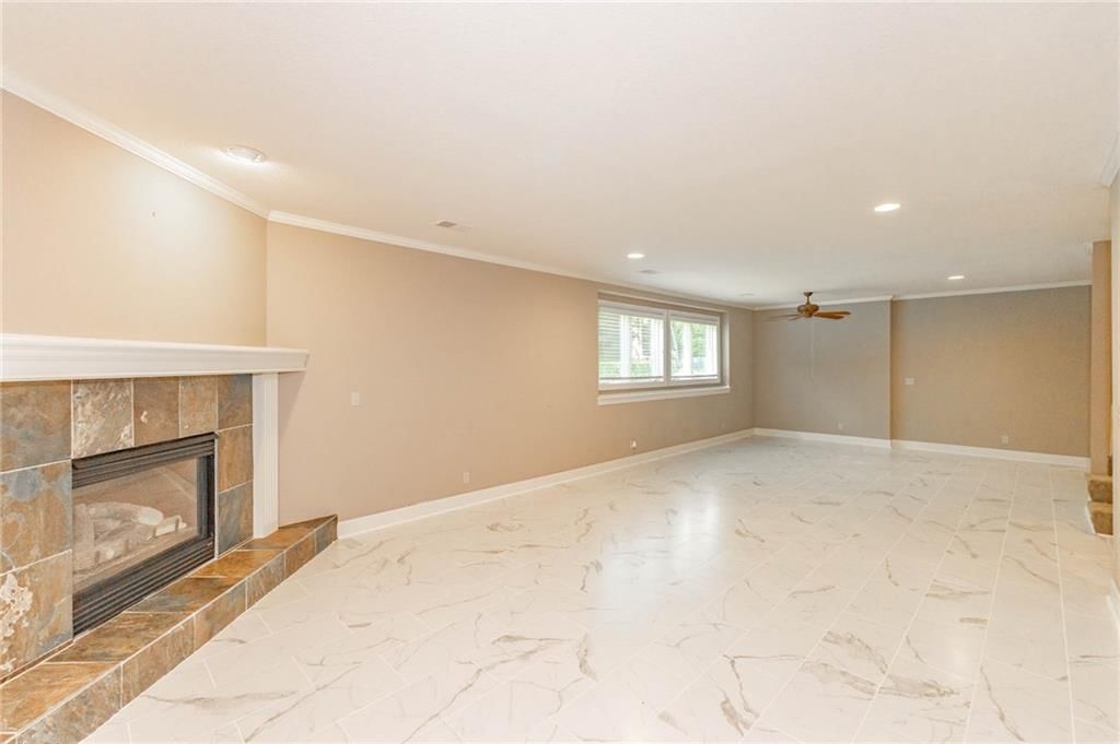 5313 W 124th Terrace — photo 44
