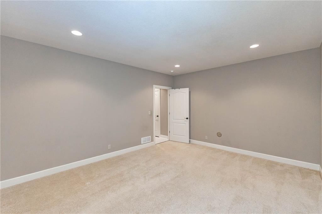 5313 W 124th Terrace — photo 52
