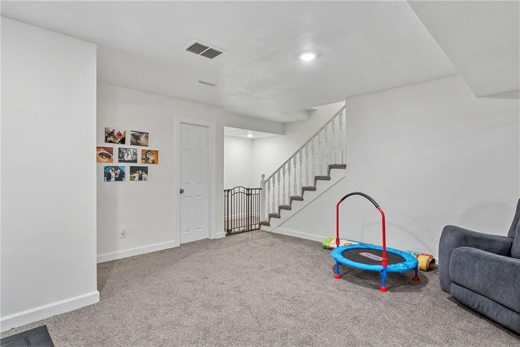 16578 Lamar Avenue — photo 40