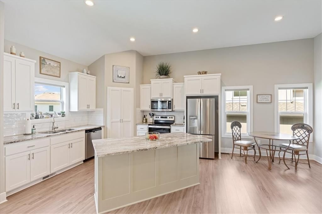 31408 W 85th Terrace — photo 5