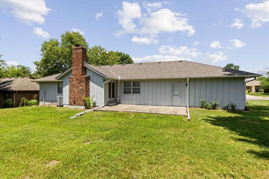 617 W Walnut Street — photo 18