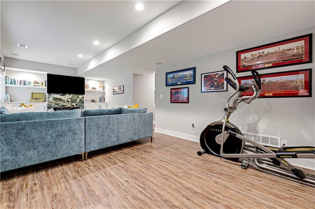 25475 W 148 TH Terrace — photo 39