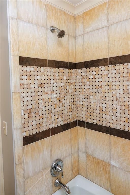 10229 Hemlock Drive — photo 19