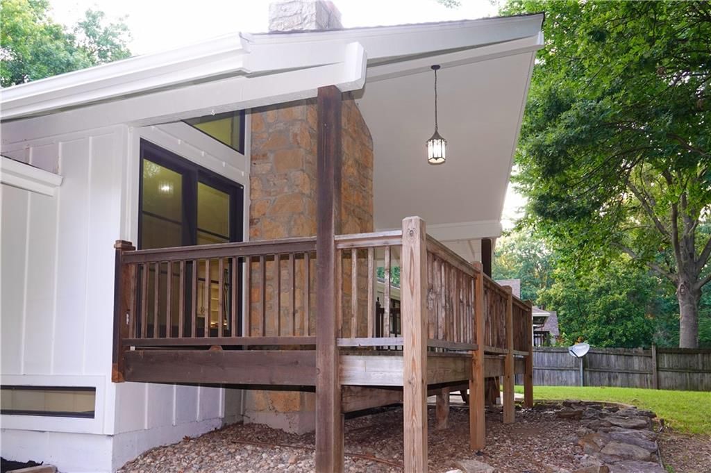10229 Hemlock Drive — photo 37