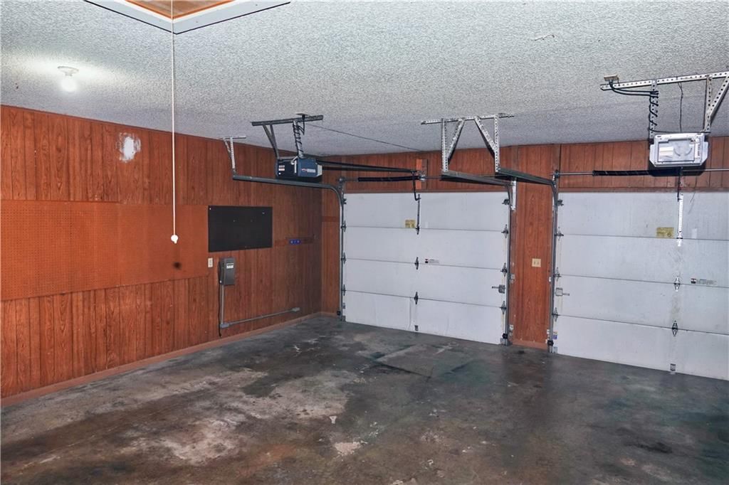10229 Hemlock Drive — photo 39