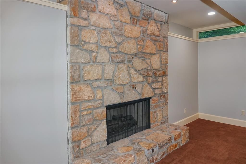 10229 Hemlock Drive — photo 49