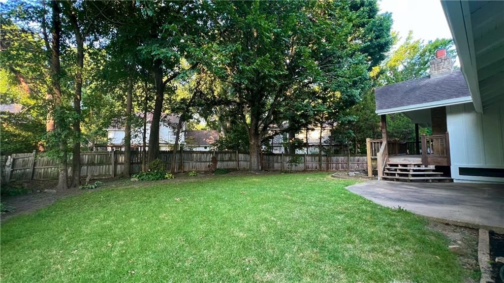 10229 Hemlock Drive — photo 52