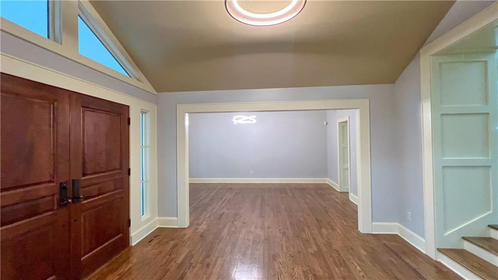 10229 Hemlock Drive — photo 58