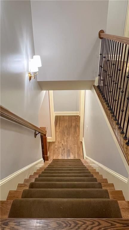 10229 Hemlock Drive — photo 70