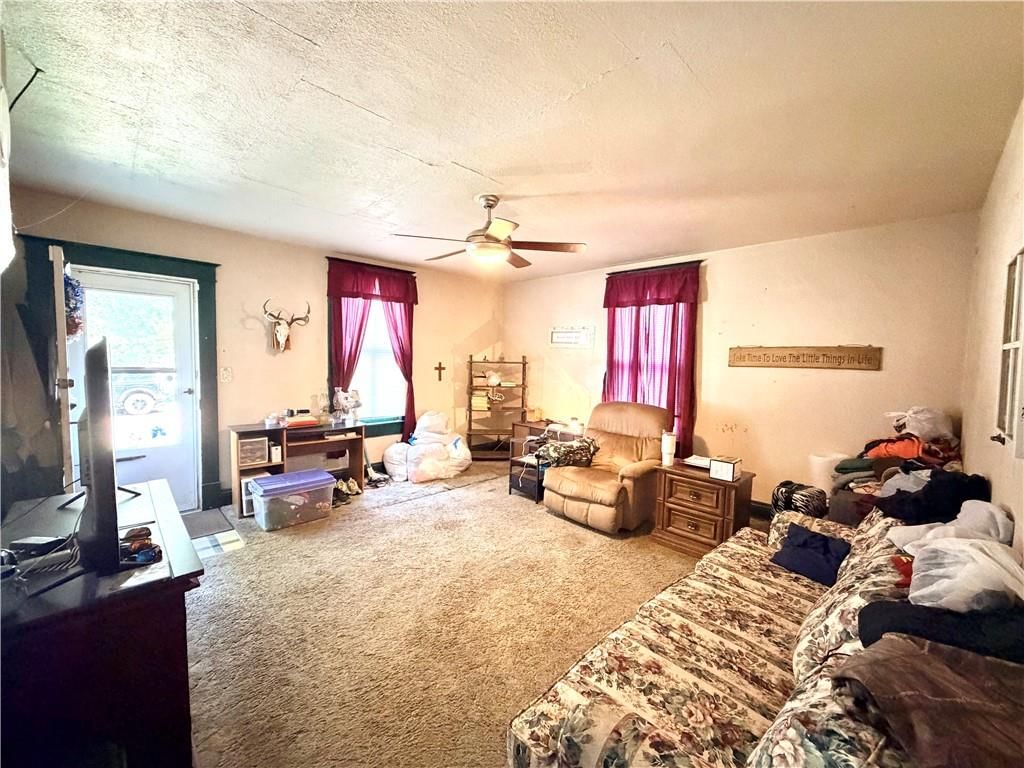 412 S Bismark Street — photo 7