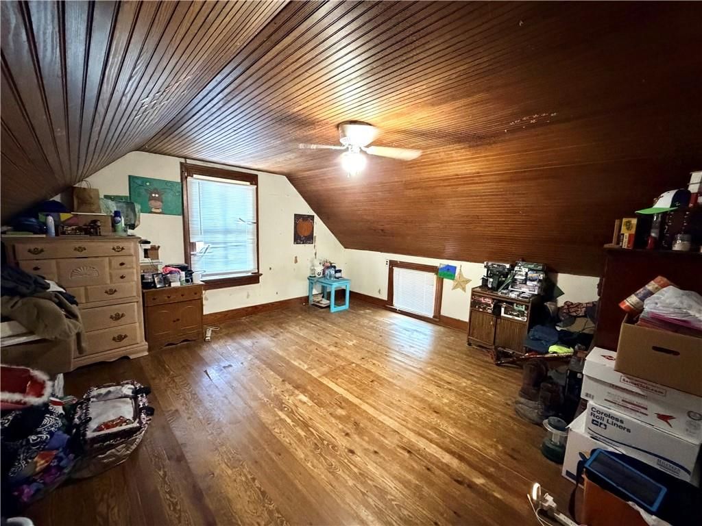 412 S Bismark Street — photo 16