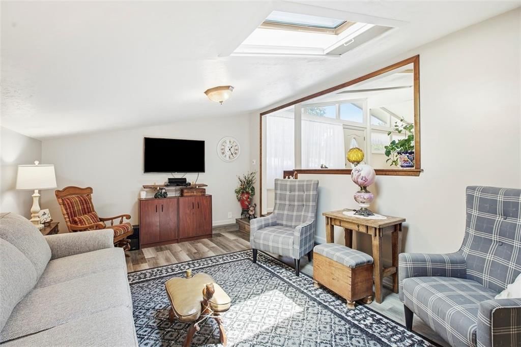 813 W Sheridan Street — photo 18