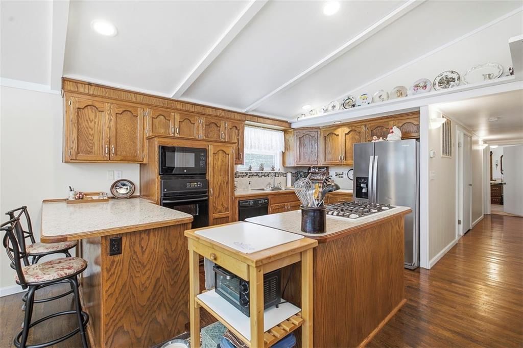 813 W Sheridan Street — photo 23