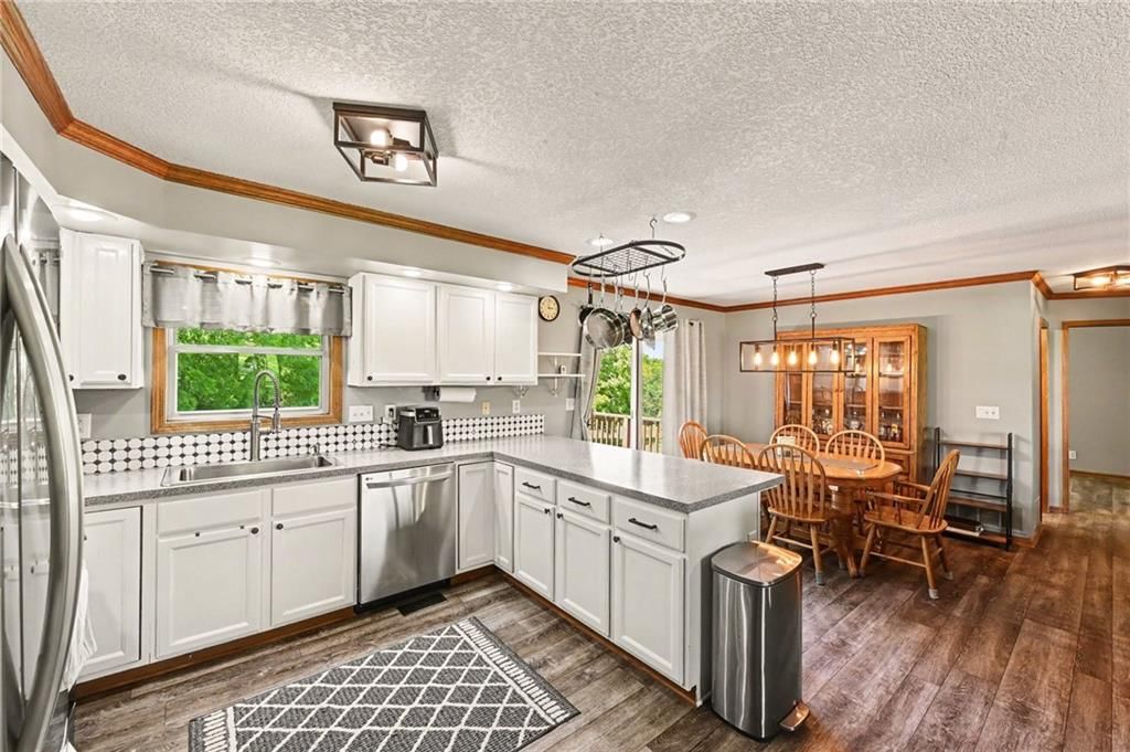 9241 Hamm Drive — photo 9