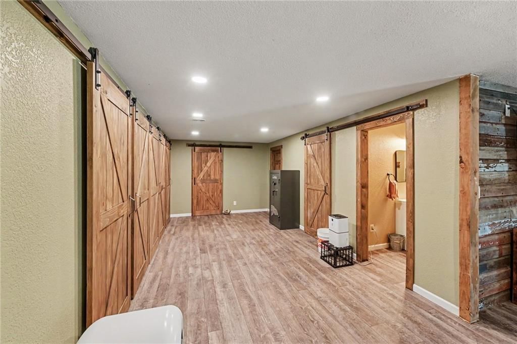 9241 Hamm Drive — photo 21