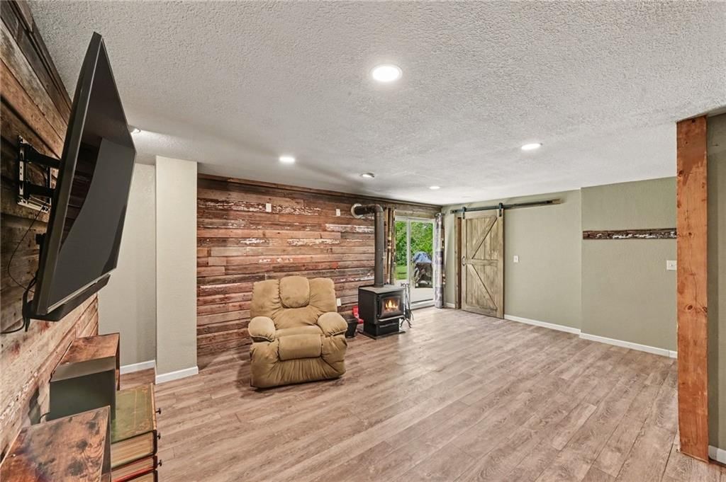 9241 Hamm Drive — photo 25