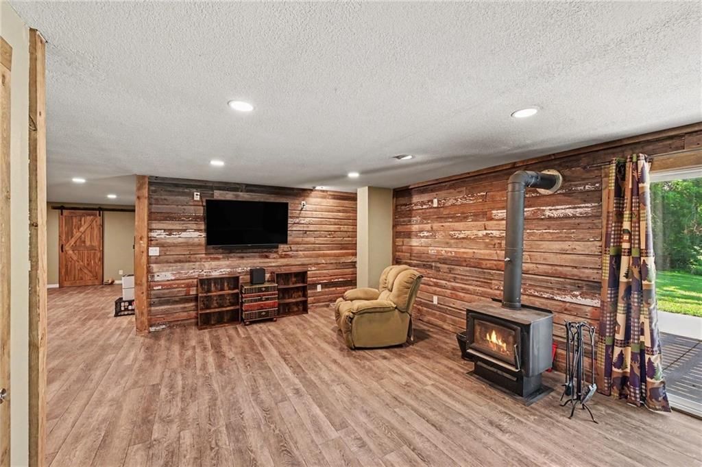 9241 Hamm Drive — photo 26
