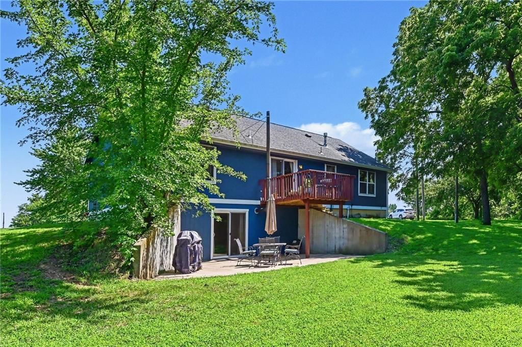9241 Hamm Drive — photo 32
