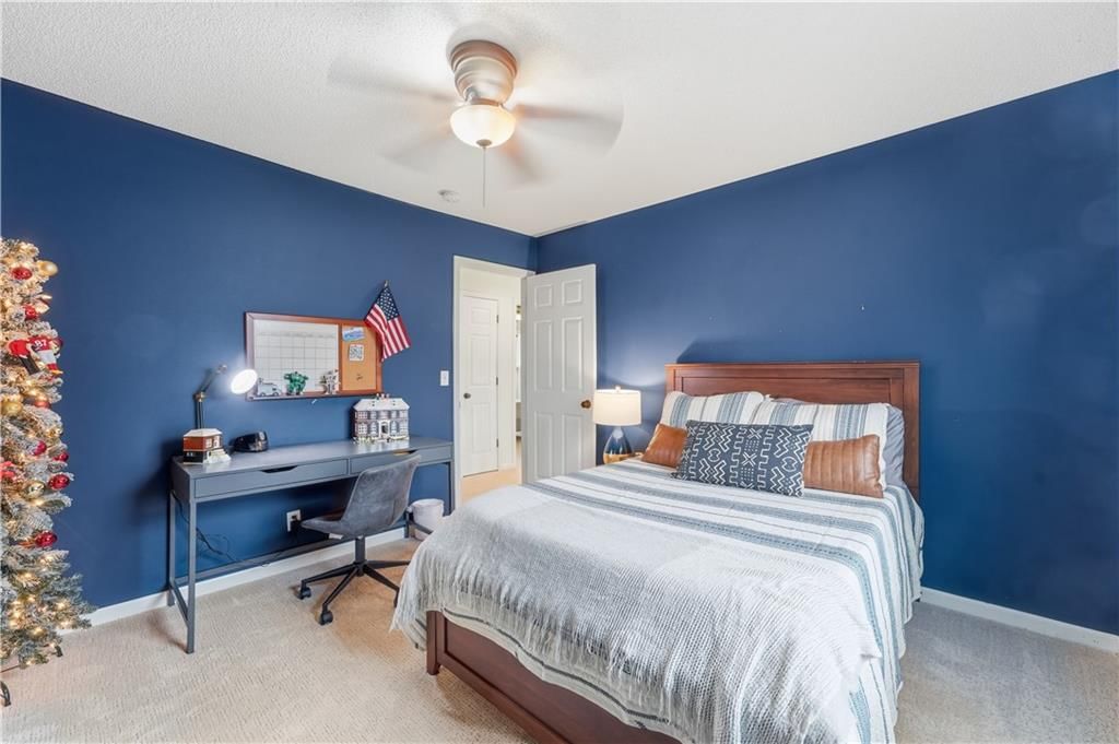 5508 Meadow Lake — photo 39