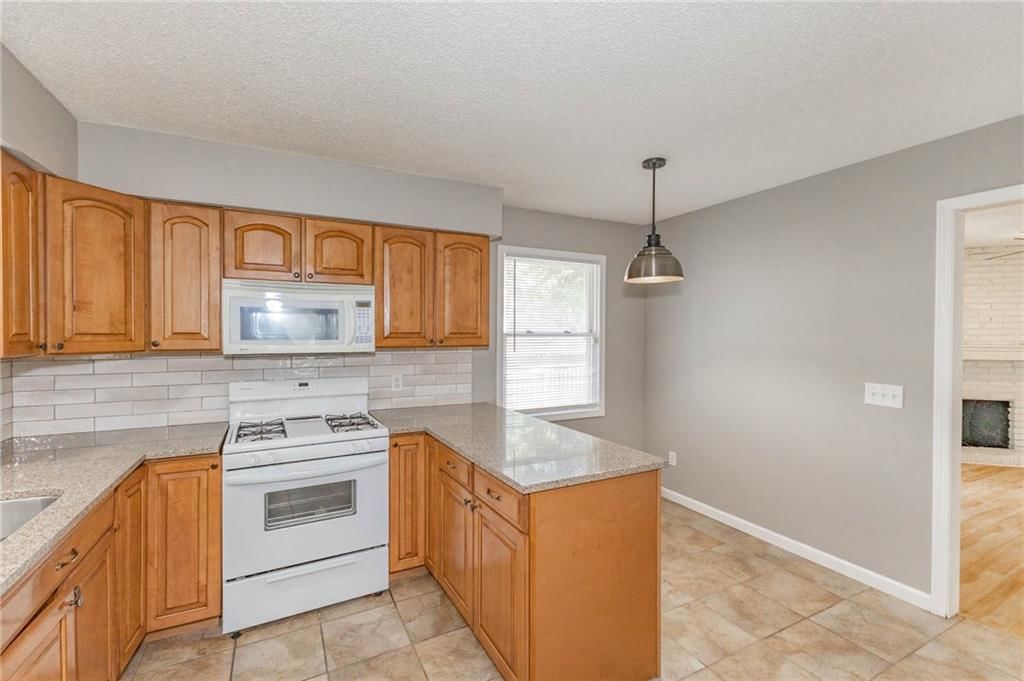 1308 S Apache Court — photo 12