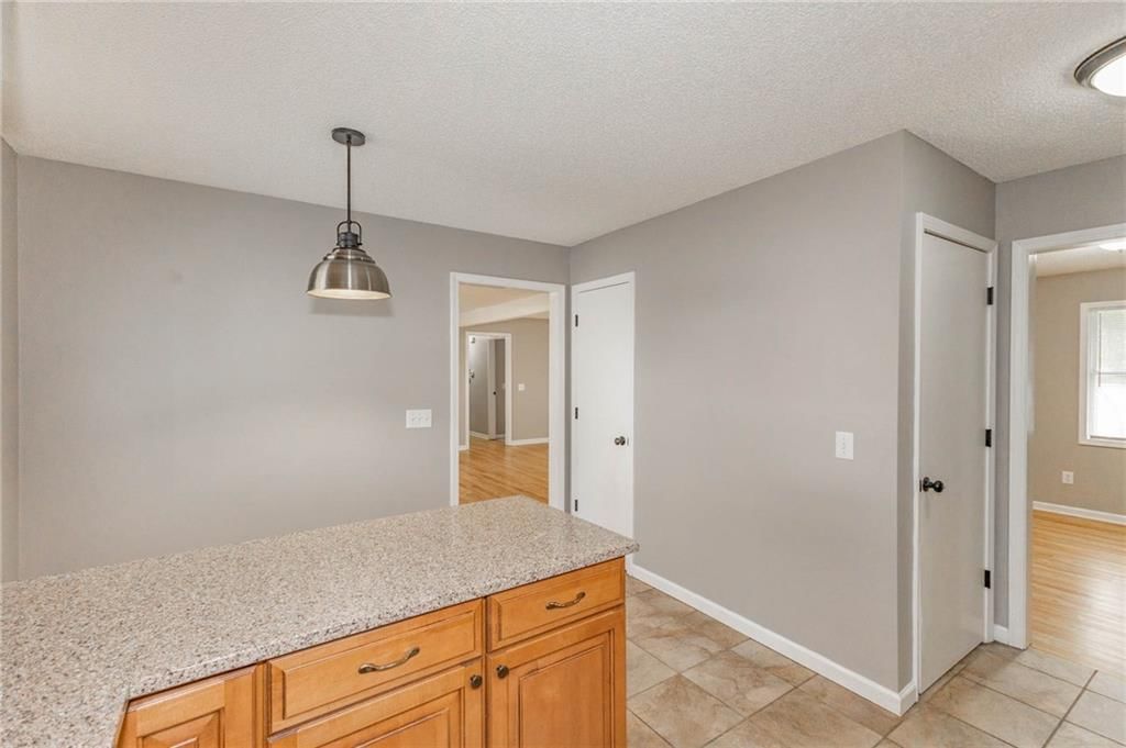 1308 S Apache Court — photo 15