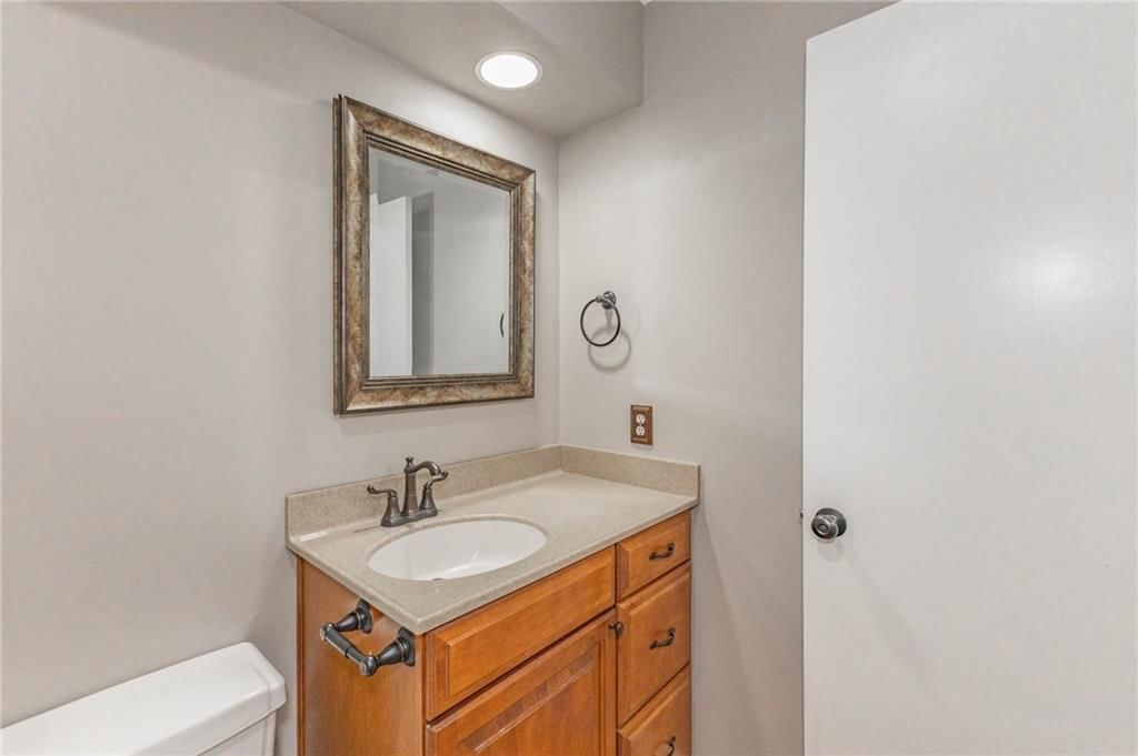 1308 S Apache Court — photo 26