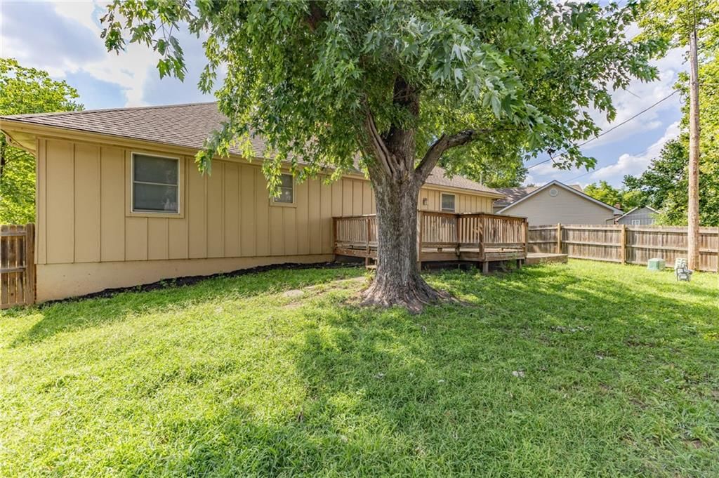1308 S Apache Court — photo 52
