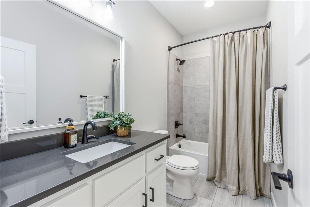 13711 Woodland Ranch Drive — photo 34