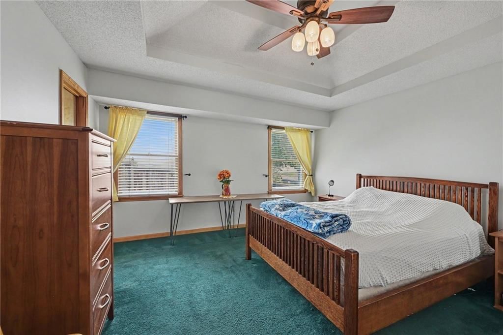 8626 N Wayland Avenue — photo 12