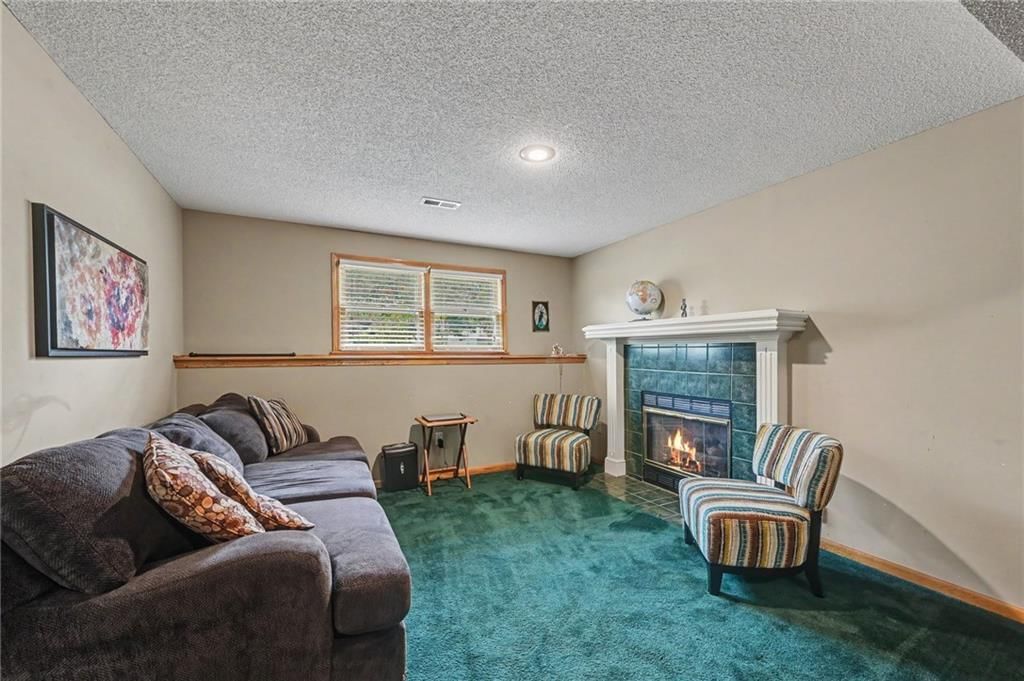 8626 N Wayland Avenue — photo 21