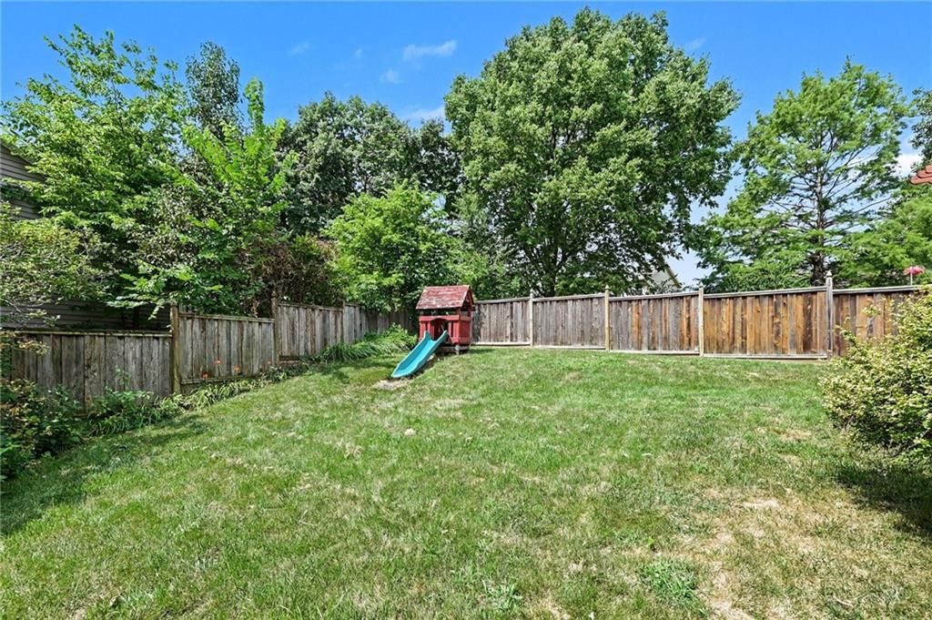 8626 N Wayland Avenue — photo 26