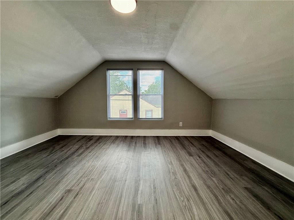 1216 S Cedar Street — photo 28