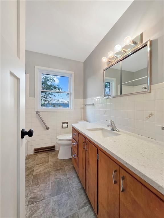619 W 30th Street — photo 18