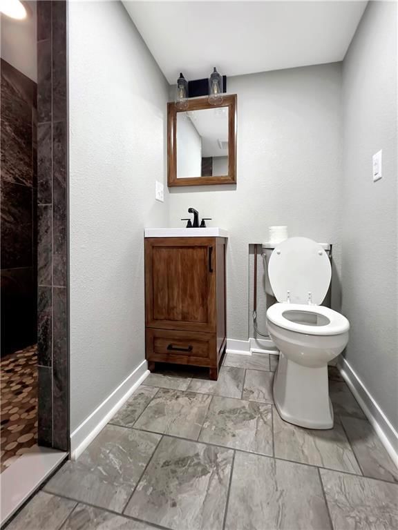 619 W 30th Street — photo 34