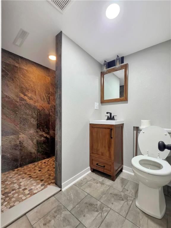 619 W 30th Street — photo 35