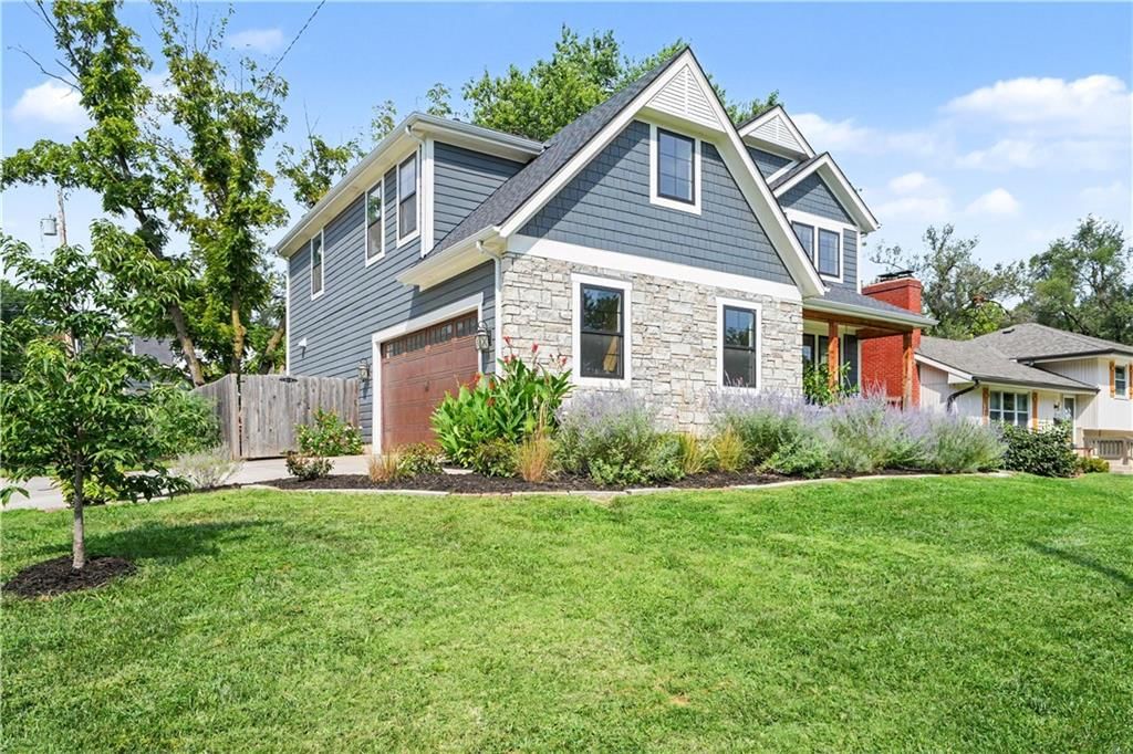 5540 Maple Street — photo 3