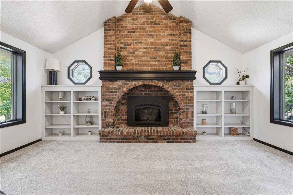 1116 W Hubach Hill Road — photo 11