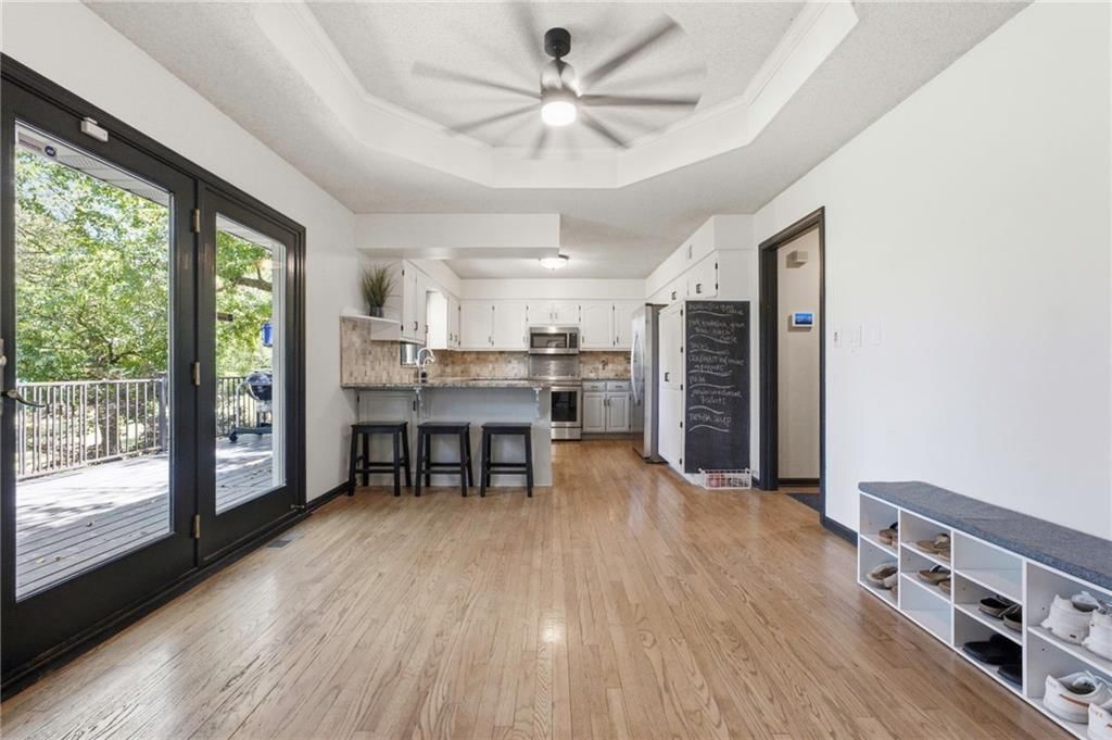 1116 W Hubach Hill Road — photo 13