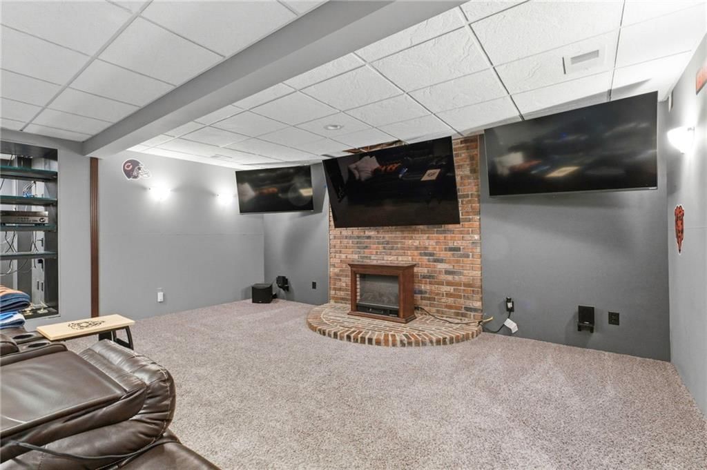 1116 W Hubach Hill Road — photo 30