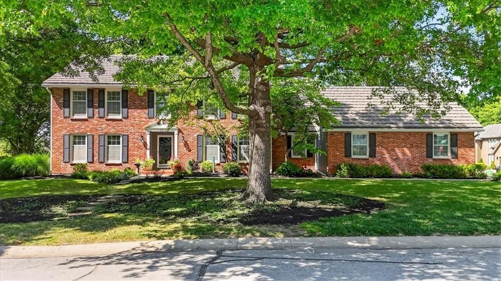 22 NE Bayview Drive — photo 1