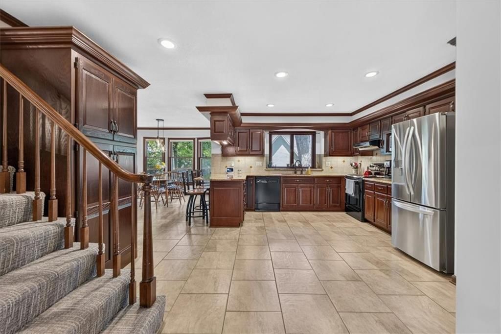 22 NE Bayview Drive — photo 8