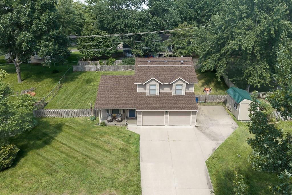 1211 Maple Street — photo 2