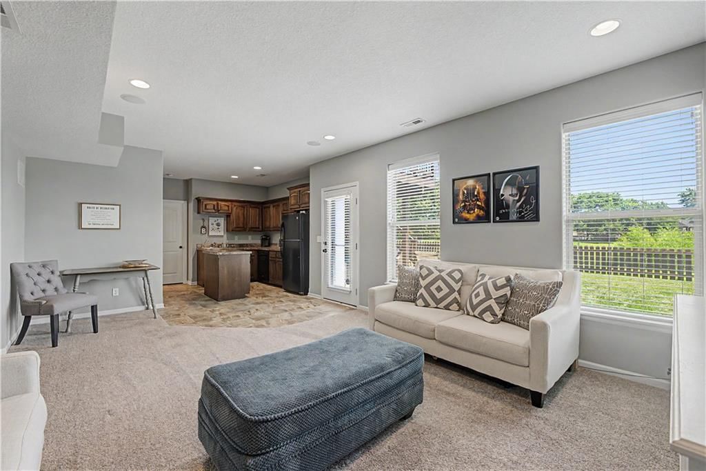 1000 BELLFLOWER Lane — photo 31